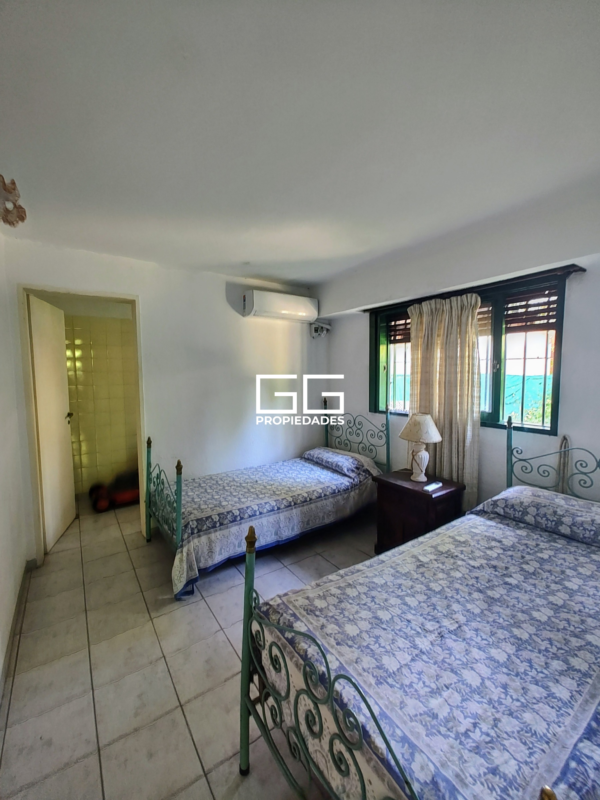 Casa Con Gran Parque Y Piscina En Robles Del Monarca - Pilar - Imagen 12