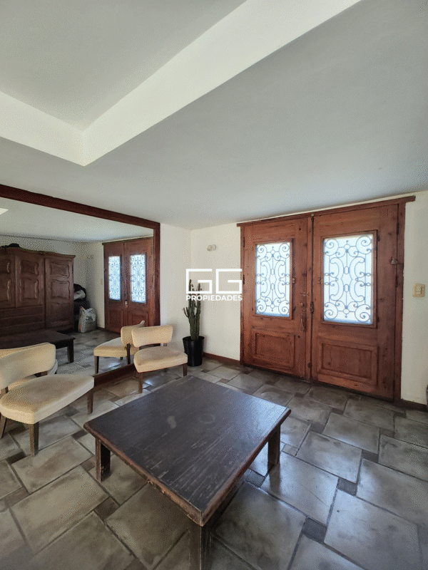 Casa En Venta En Club De Campo Aranzazu - 7 Dormitorios + Dependencia - Garin - Imagen 4