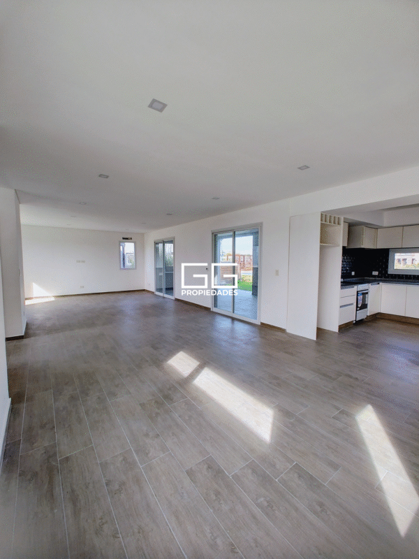 Casa En Venta Con Piscina En Dos Plantas - Area 8 - San Sebastian - Pilar - Escobar - Imagen 4