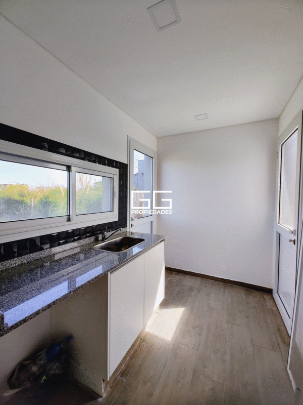 Casa En Venta Con Piscina En Dos Plantas - Area 8 - San Sebastian - Pilar - Escobar - Imagen 6
