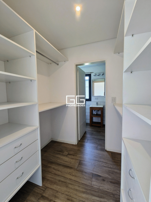 Casa En Area 13 - San Sebastian - Oportunidad - Imagen 20
