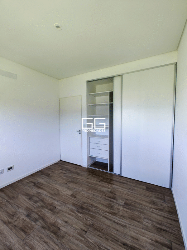 Casa En Area 13 - San Sebastian - Oportunidad - Imagen 18