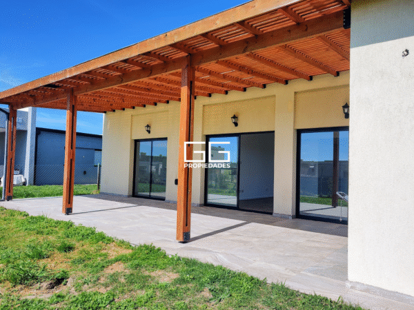 Casa En Area 13 - San Sebastian - Oportunidad - Imagen 26