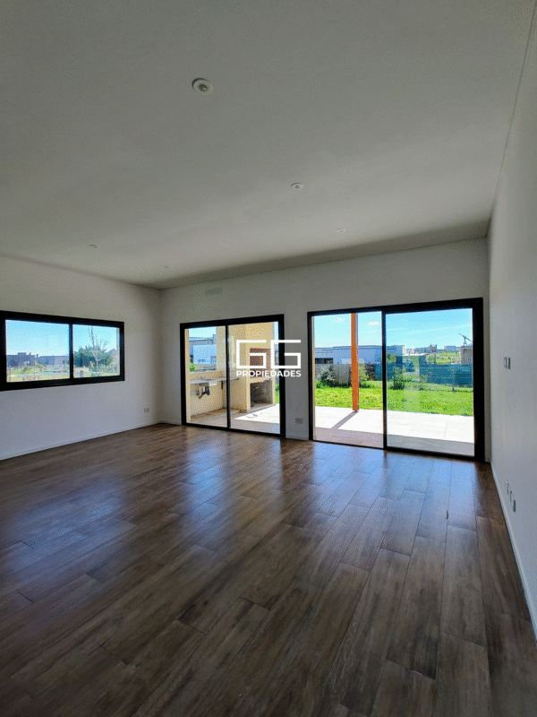 Casa En Area 13 - San Sebastian - Oportunidad - Imagen 10