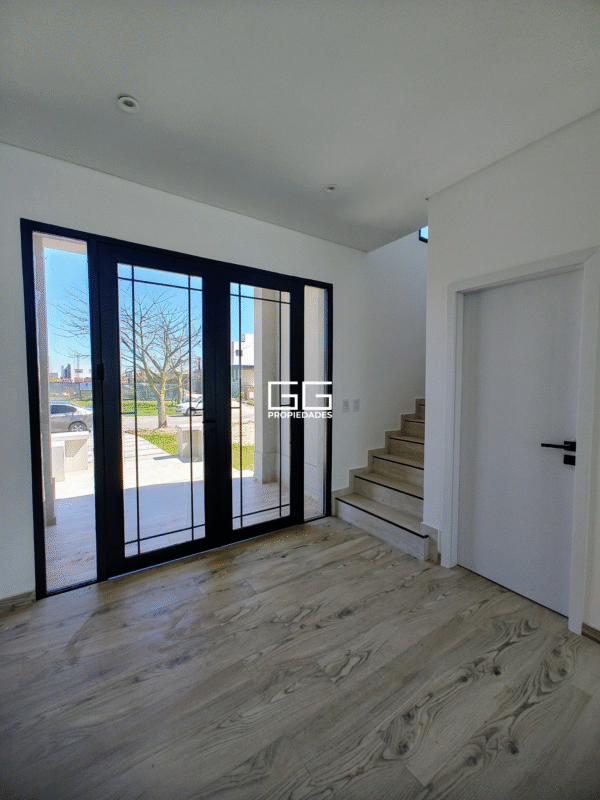 Casa En El Canton - Islas - 3 Dormitorios + Dependencia - Pileta - Vista Al Golf - Imagen 3